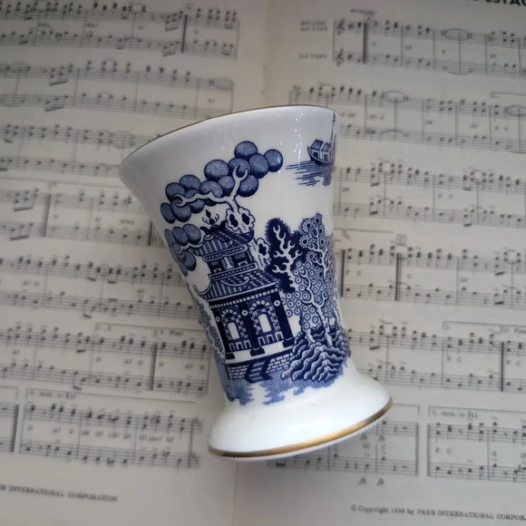 Willow Blue and White Ceramic Vase Coalport England - Picture 4 of 10